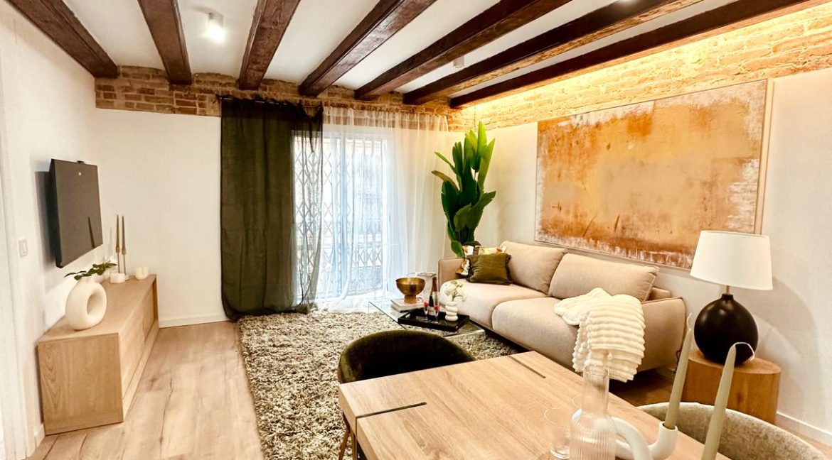 77956c7a-5fee-4caa-96b3-0d538a266359-1