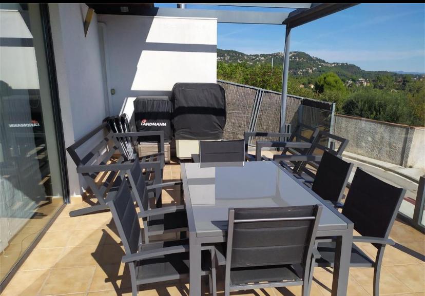 WhatsApp Image 2025-08-25 at 11.47.35 (1)