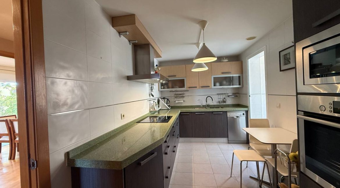 WhatsApp Image 2025-09-10 at 12.06.32 (1)