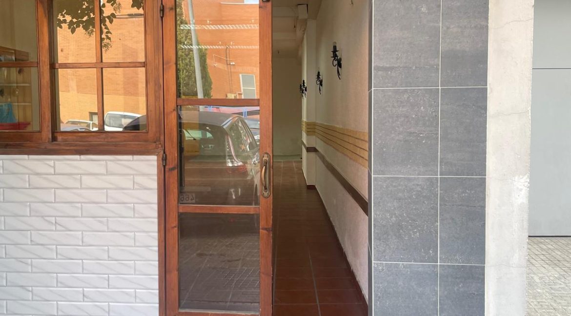 WhatsApp Image 2025-09-29 at 09.01.56