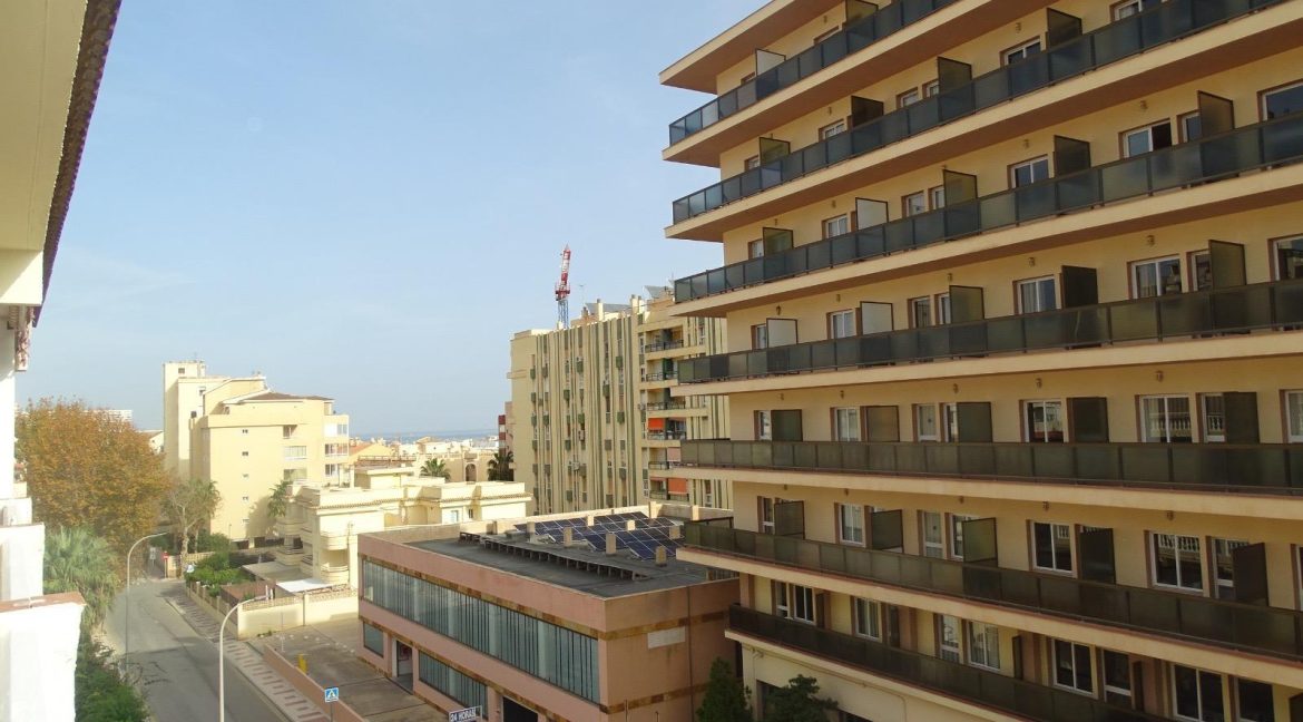 WhatsApp Image 2025-10-23 at 09.07.56 (1)