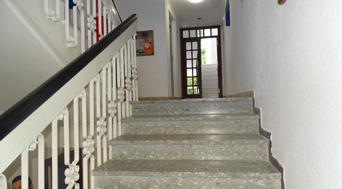 WhatsApp Image 2025-10-23 at 09.07.57 (2)