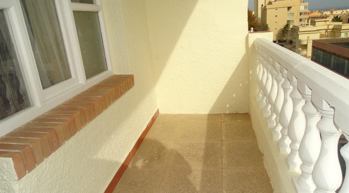 WhatsApp Image 2025-10-23 at 09.07.58 (2)