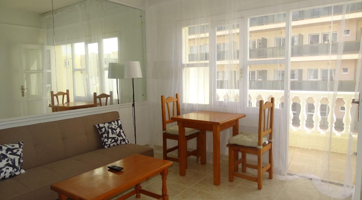 WhatsApp Image 2025-10-23 at 09.07.58 (4)